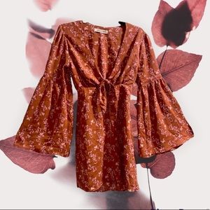 Nikki & Erin floral button flare sleeve Dress